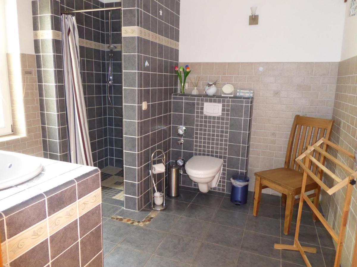 רוסטוק Ferienwohnung Ostseewald מראה חיצוני תמונה